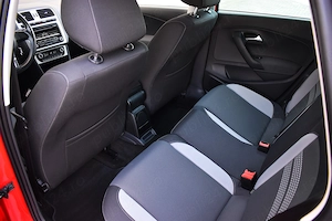 VW Polo an 2013 motor clasic 12 benzina 70 CP - imagine 8