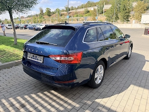 Skoda Superb 2.0 TDI automatic  - imagine 15