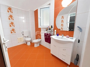 Vilă cu 5 camere, 880mp teren, de vânzare în Oncea Oradea - imagine 14