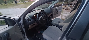 Vând Renault Megane 2 benzina manual 1.6 16v 110 cp, an fabricație 2006, al doilea proprietar  - imagine 9