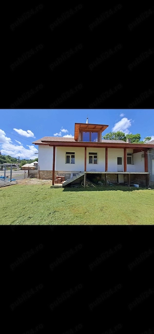Casă în centrul Steierdorf (Anina)   Excelentă pentru Locuință sau Afacere (Pensiune, Pizzerie, Maga - imagine 3