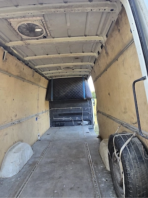 Mercedes-Benz Sprinter 316 dotat cu pat - imagine 5