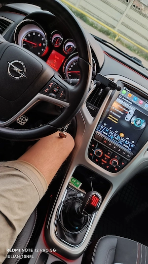 Opel Astra J  2012 - imagine 3