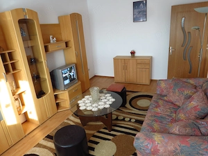 Proprietar inchiriez apartament nou 2 camere zona Lipovei - imagine 3