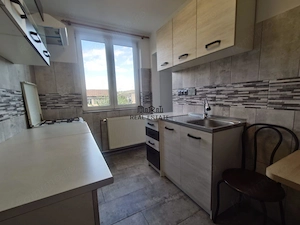 Apartament 3 camere renovat - imagine 12