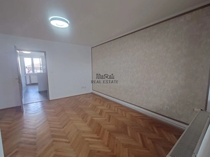 Apartament 3 camere renovat - imagine 9