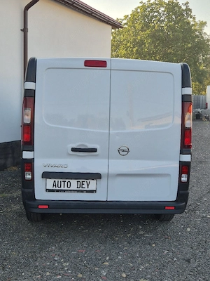 Opel Vivaro 1.6 diesel - imagine 10