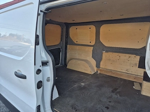 Opel Vivaro 1.6 diesel - imagine 3