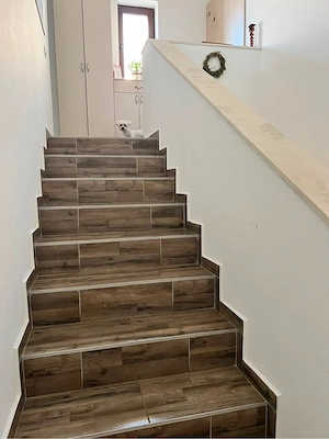 Apartament 3 camere, de vânzare direct de la proprietar, mobilat și utilat, cu 2 locuri de parcare - imagine 3