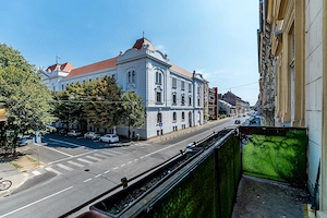 RAR pe piata Apartament cu 3 camere si balcon pe strada Horia - imagine 2