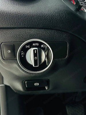 Mercedes-benz Clasa GLA - imagine 14