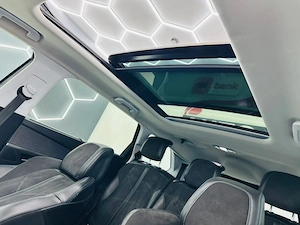 Peugeot 5008 - imagine 20
