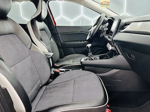 Renault Captur - imagine 18