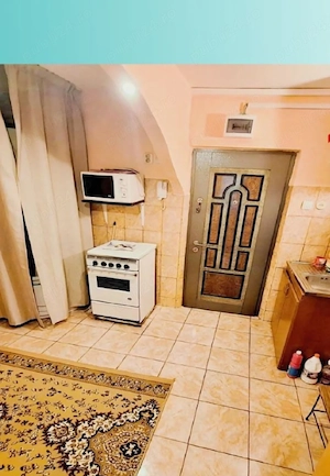 Garsoniera bacau narciselor 12.  Etaj 3.  Proprietar 23 mp. Pret 27500 euro