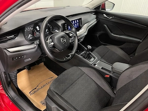 Skoda Octavia - imagine 5