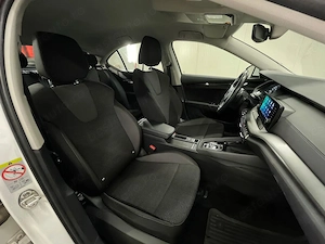 Skoda Octavia - imagine 10