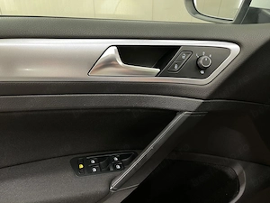Volkswagen Golf - imagine 18