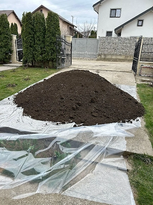 Pamant vegetal de livada ciuruit,balast,nisip,sorturi