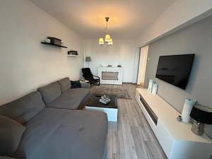 Inchiriez apartament cu 2 camere ultracentral - imagine 2