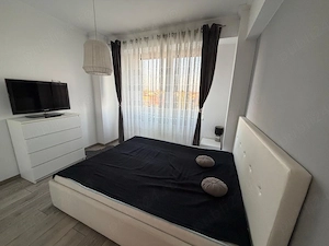Inchiriez apartament cu 2 camere ultracentral - imagine 3