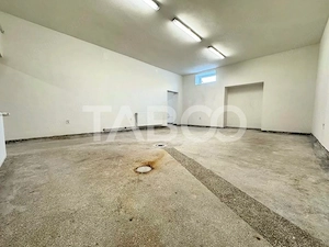 De inchiriat fabrica de productie cu birouri si parcari in Sibiu - imagine 1