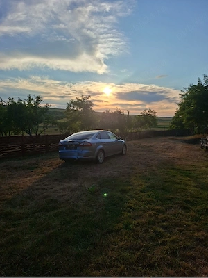 Ford Mondeo Ghia - imagine 3