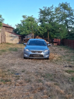 Ford Mondeo Ghia - imagine 4