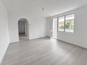 Apartament 3 camere Darmanesti - imagine 2