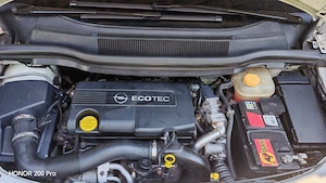 Opel Zafira B - imagine 10
