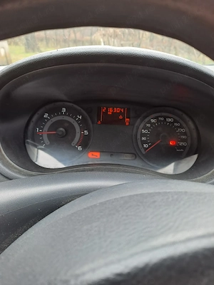 Vînd renault clio 1.5 dci. 2006. 3uși.300euro. - imagine 3