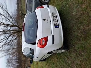 Vînd renault clio 1.5 dci. 2006. 3uși.300euro. - imagine 2