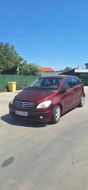 Mercedes b class  - imagine 2