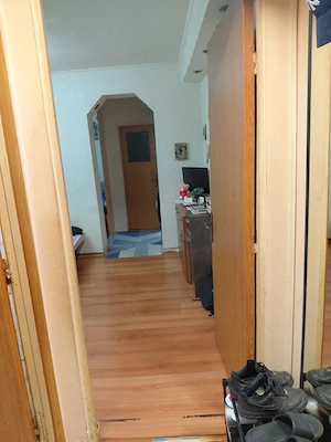 Vand apartament 2 camere   - imagine 6