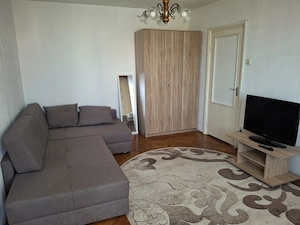 Inchiriez apartament 2 camere, confort 1, decomandat, central, etaj 3, zona Cedonia - imagine 2