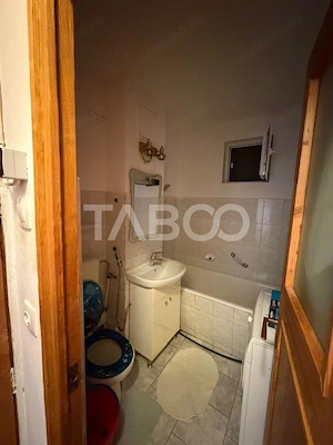 Apartament 3 camere etaj 1 de inchiriat zona Scoala de Inot Sibiu - imagine 19