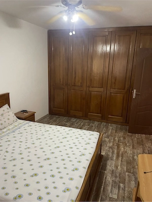 Inchiriez apart.3 cam, et1, ultracentral cu terasa si parcare privata - imagine 2