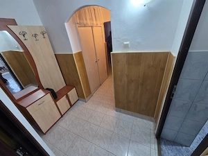 Apartament 3 camere în Cartier E3 (Kaufland), Etaj 2, Bloc 1990, Centrală Gaz - imagine 7