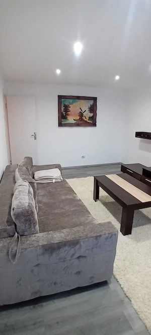 2 camere decomandat Zona Girocului-Plavat aproape de Sp Judetean Centrala Clima 2 balcoane - imagine 2