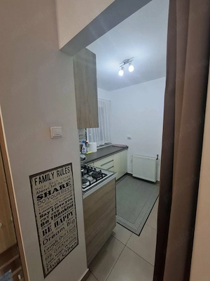 Vând apartament cu 2 camere decomandat Rogerius - imagine 2