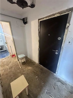 Decomandat la etajul 1 cu 2 balcoane si centrala , aproape de Mall - imagine 5