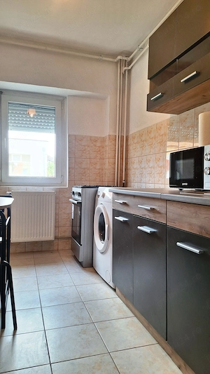 Inchiriez apartament 1 camera Arad , str. Pionierilor , Faleza Alfa - imagine 2