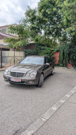 Mercedes E200 Kompressor Avantgarde - imagine 2