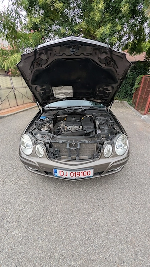 Mercedes E200 Kompressor Avantgarde - imagine 10
