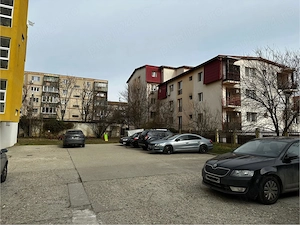Proprietar,închiriez apartament cu 3 camere,et.1,în Timișoara,zona Lipovei - imagine 10