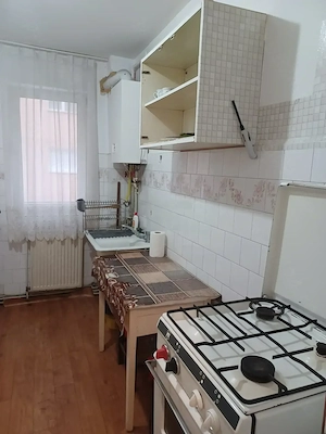 Persoană fizică închiriez apartament 2 camere - imagine 2
