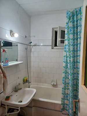 Persoană fizică închiriez apartament 2 camere - imagine 6