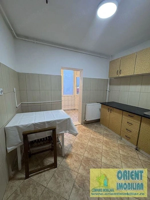Inel 2, Dezrobirii, de inchiriat 3 camere, gaze, mobilat - imagine 5