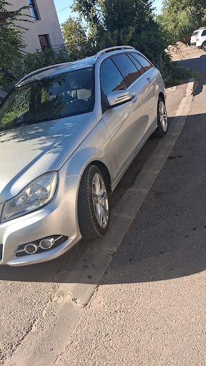 Vând mașină Mercedes-Benz c class  - imagine 5