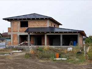Casă modernă P+1+Subsol, 295 mp utili, 440 mp total, teren 9,6 ari, garaj dublu   Iernut