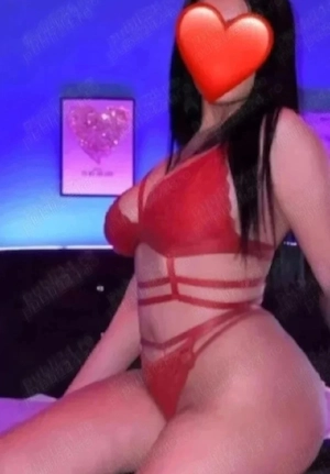 bruneta si sexy te astept